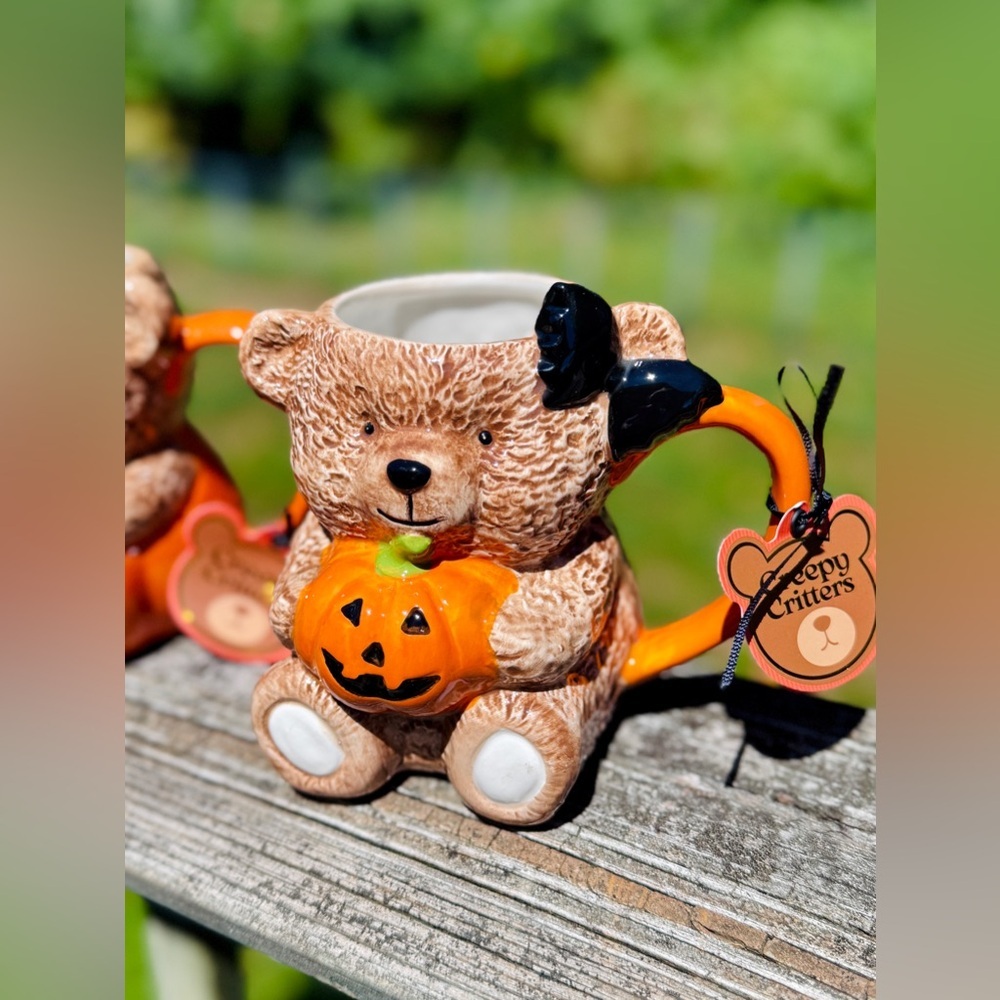 🎃 TJMaxx Creepy Critters Pumpkin Bear Mug with Bow – Halloween Coffee Cup